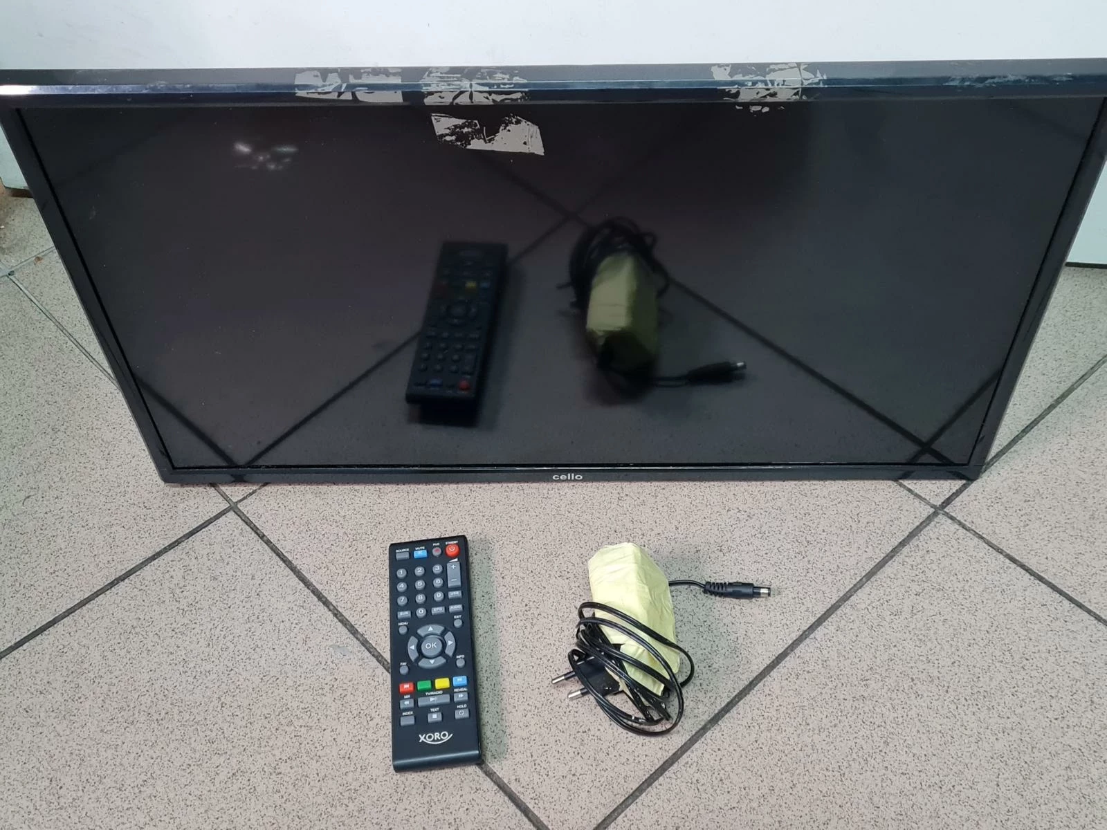 telewizor-cello-sncb11g-21-22-stan-uzywany
