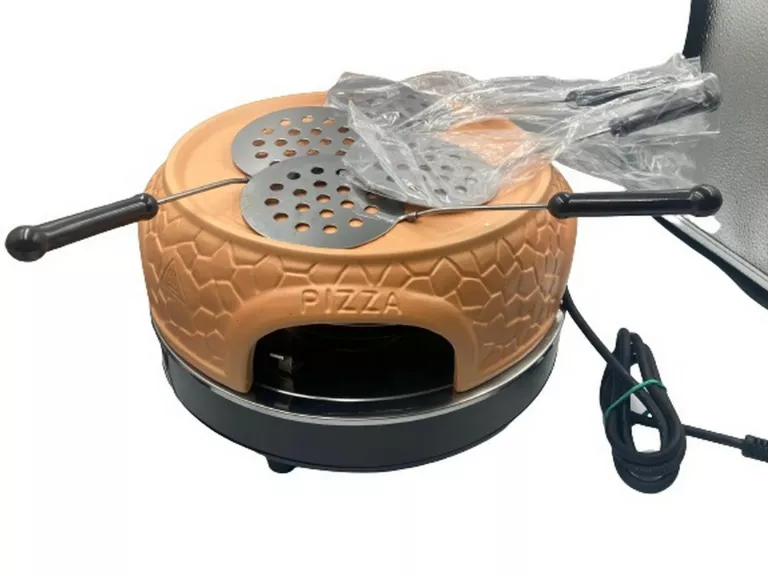TREBS PIZZA OVEN 4 PERSONS 99390