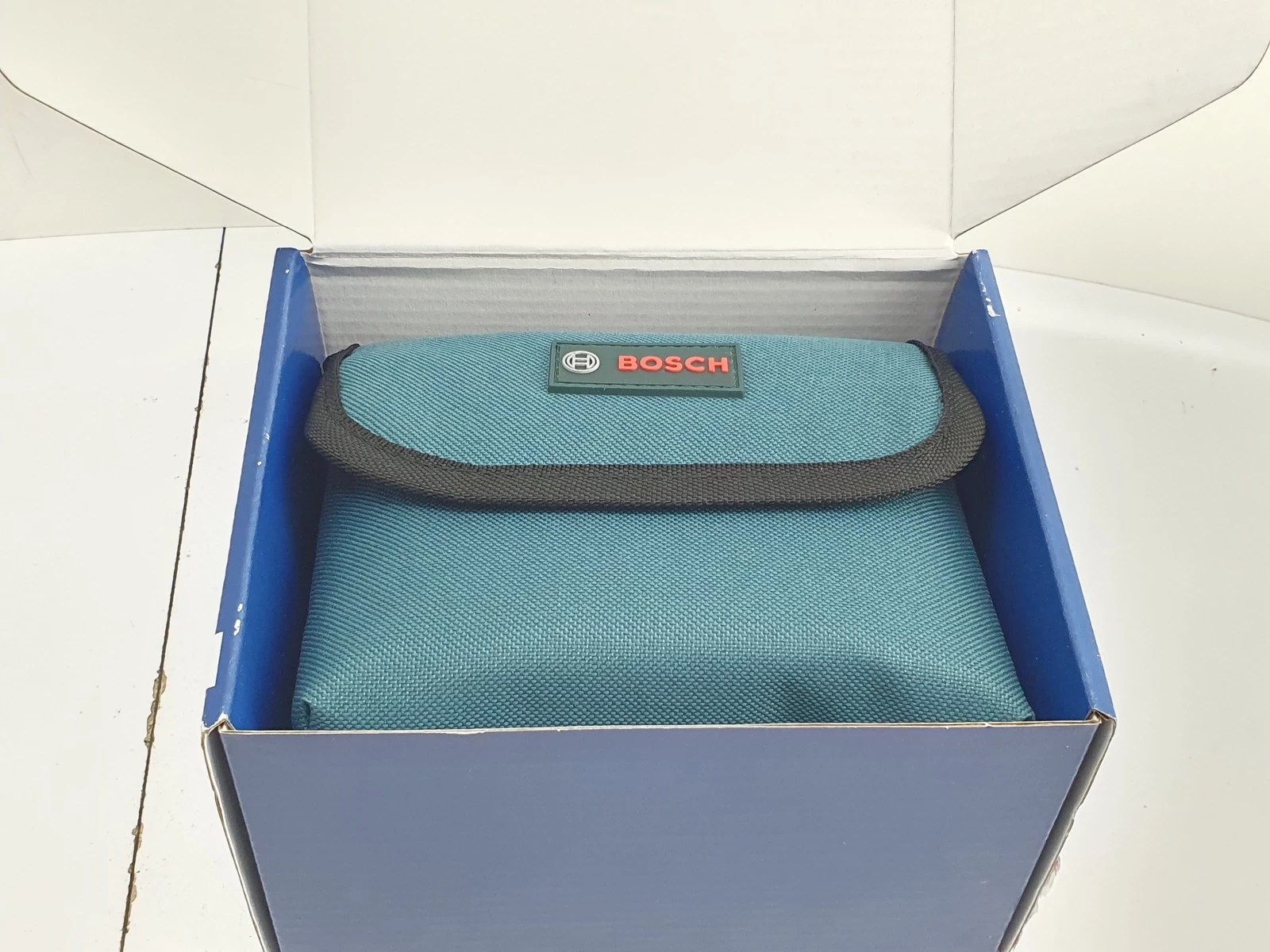 laser-krzyzowy-bosch-gll-2-10-at-jak-nowy-kod-producenta-0601063l0a