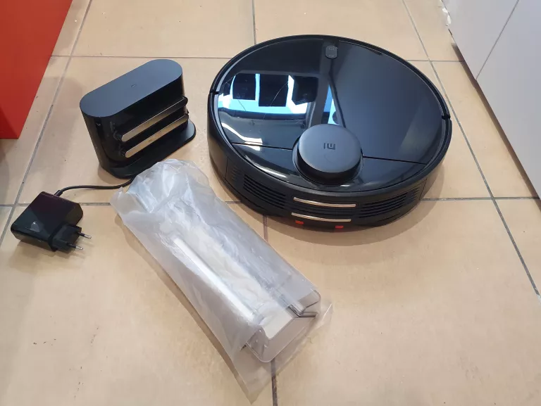 XIAOMI MI ROBOT VACUUM MOP P + AKCESORIA