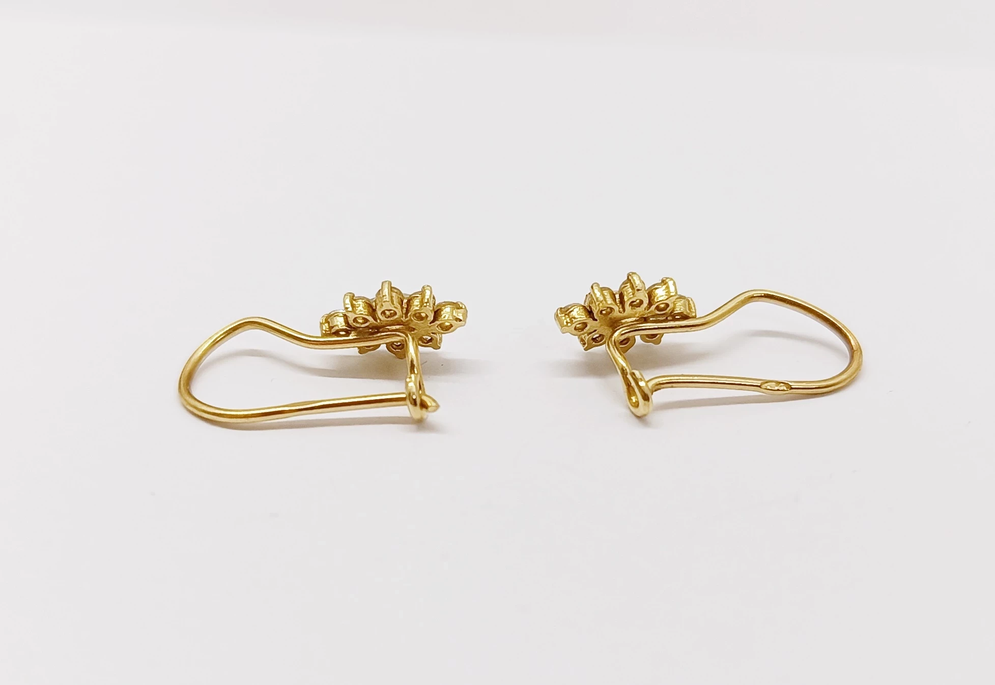 zlote-kolczyki-kamien-inny-kamien