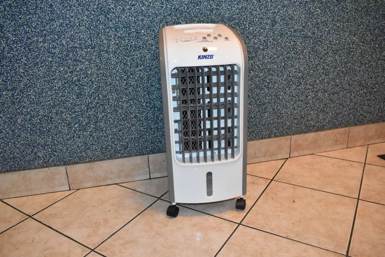 klimatyzator-kinzo-80w-w-pudelku-moc-chlodzenia-80