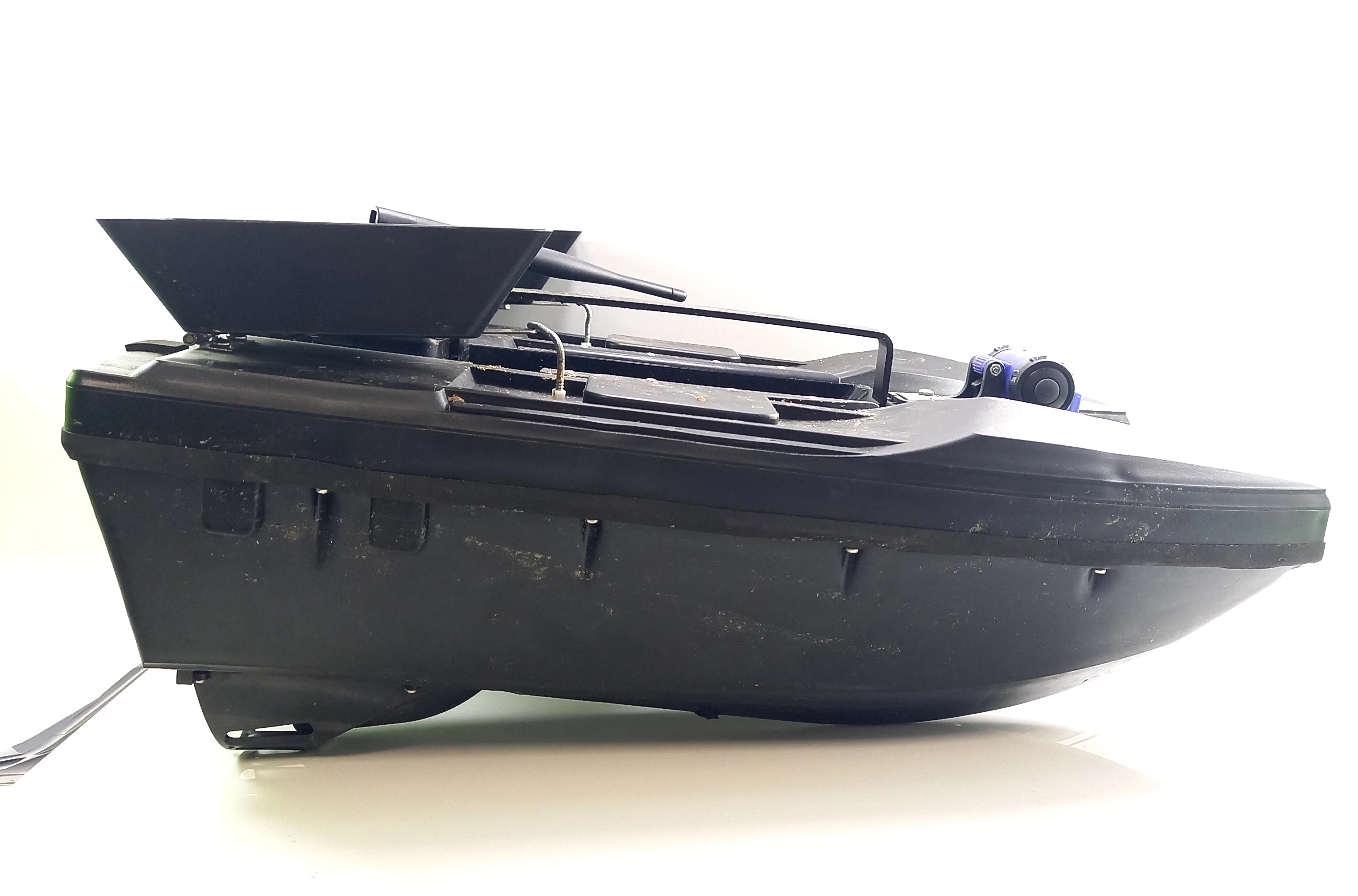 lodka-zanetowa-katamaran-opis-stan-uzywany