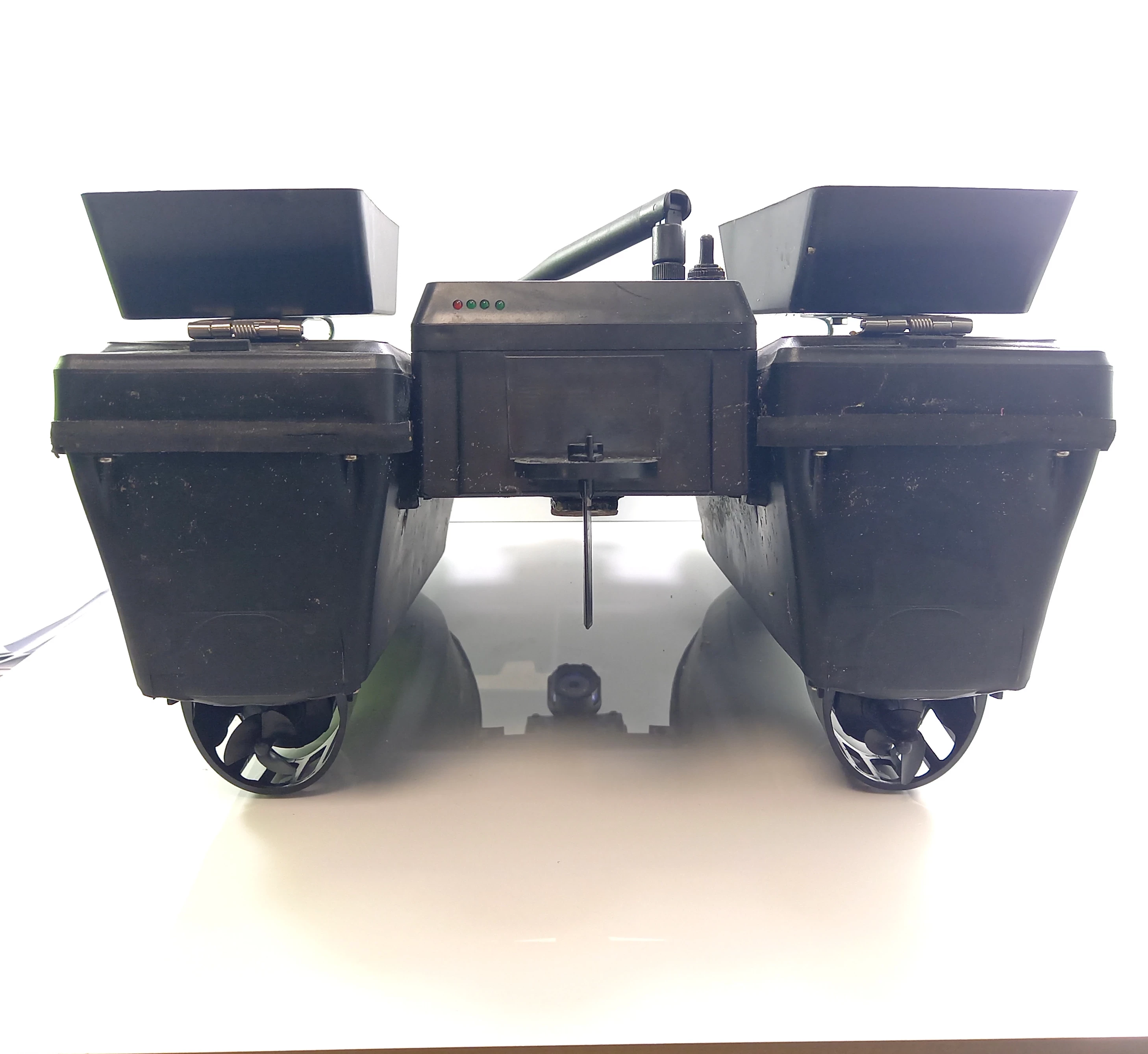 lodka-zanetowa-katamaran-opis-kod-producenta-45654645