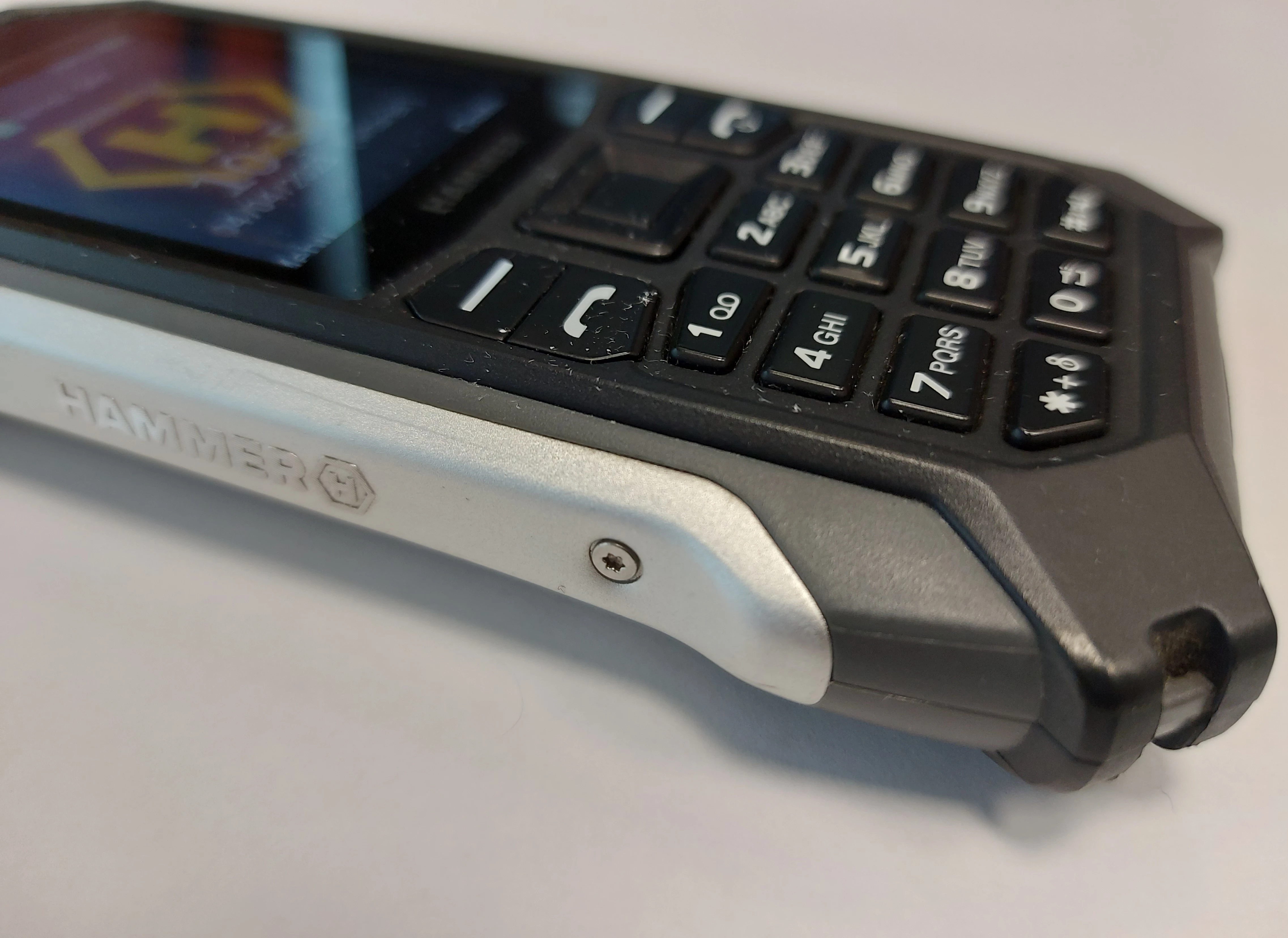 telefon-hammer-ip68-typ-telefon-komorkowy