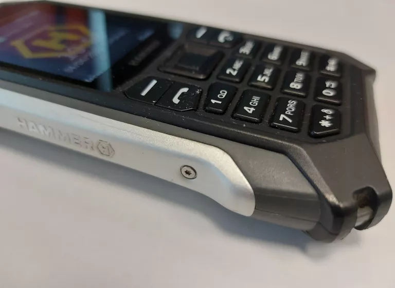 telefon-hammer-ip68-typ-telefon-komorkowy