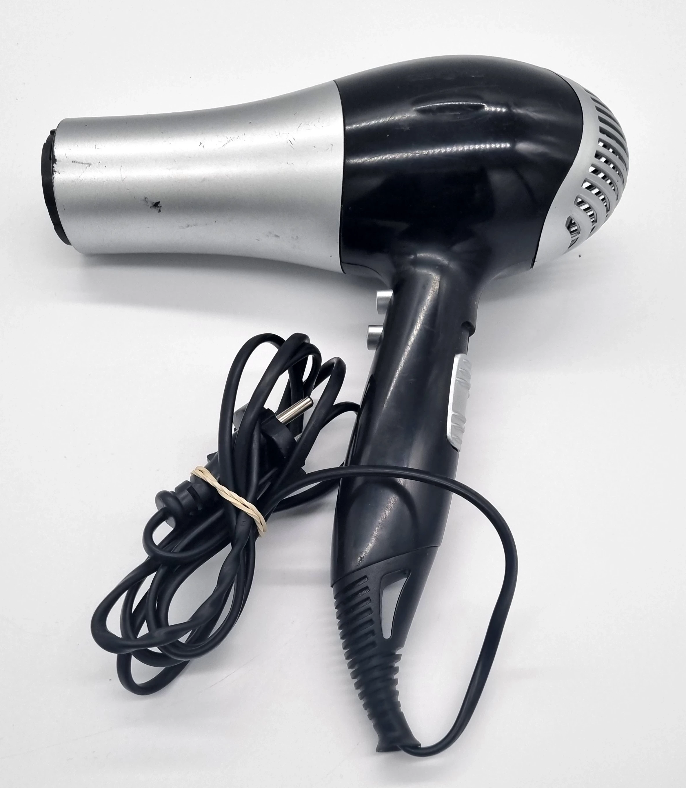 suszarka-do-wlosow-ideenwelt-konst-3-maja-254-goleniow