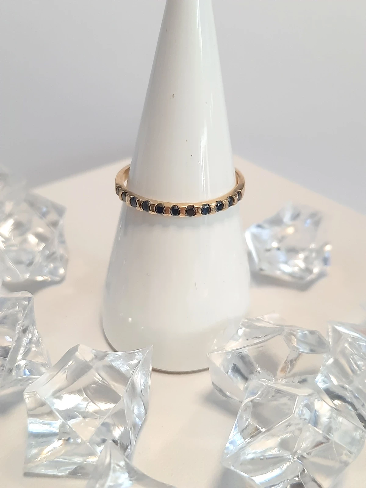 okazja-zloty-pierscionek-czarne-kamyczki-14k-ean-gtin-5905868206159