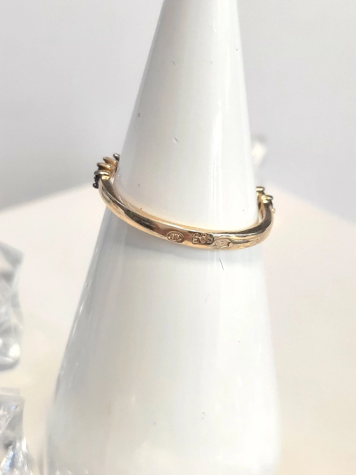 okazja-cudny-pierscionek-obraczka-czarne-oczka-rodzaj-2205-2