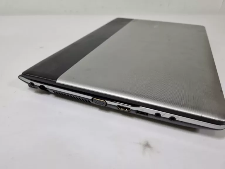 laptop-samsung-300e-pojemnosc-dysku-0