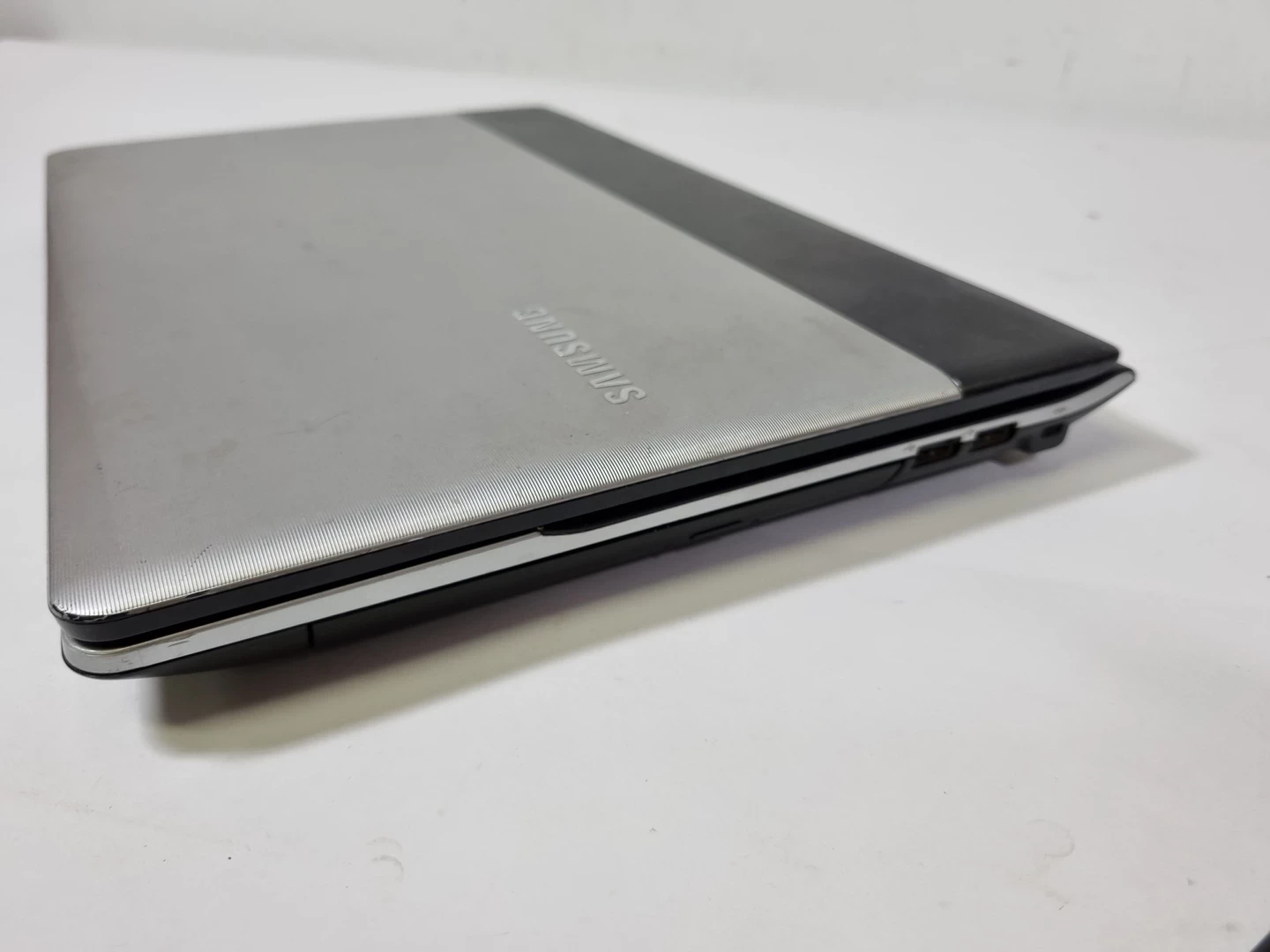 laptop-samsung-300e-typ-dysku-twardego-hdd