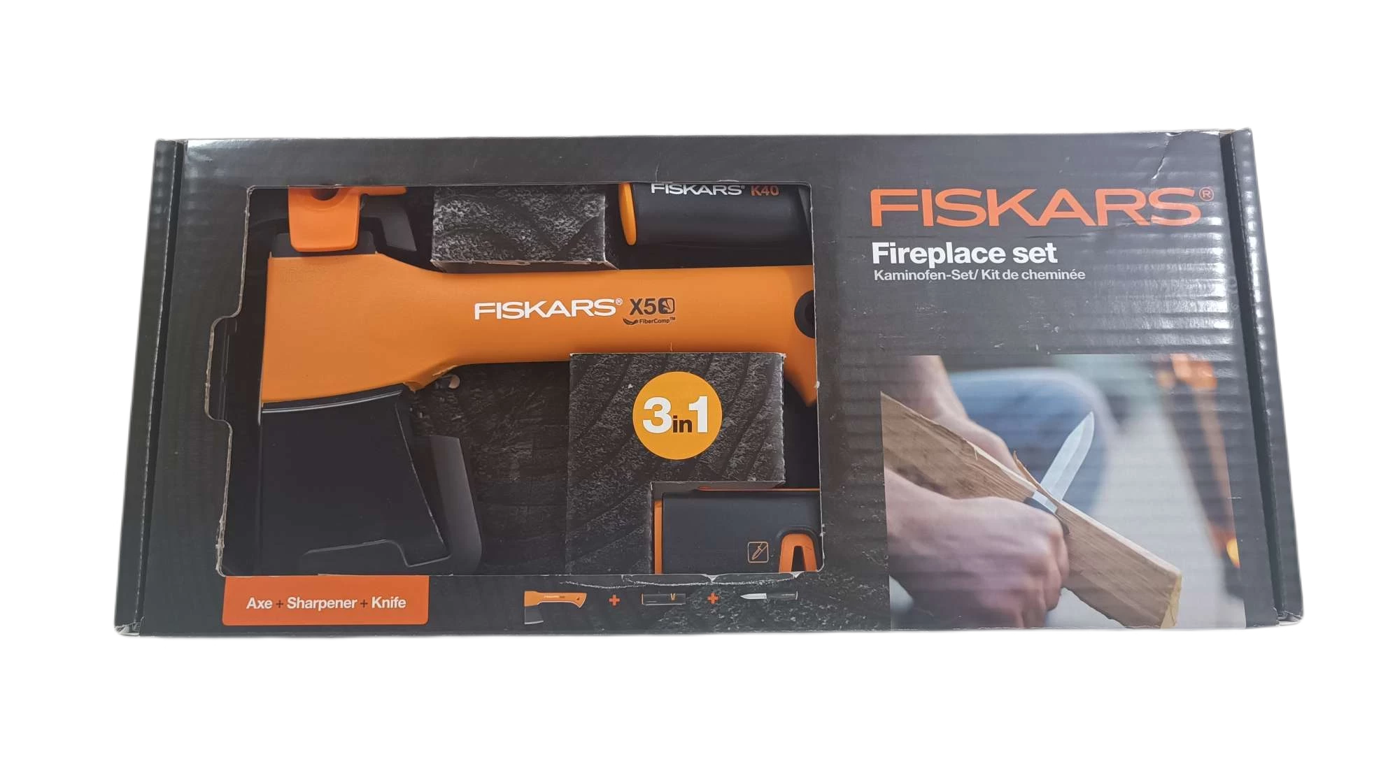 Fiskars X5 fireplace set with axe, knife and sharpener