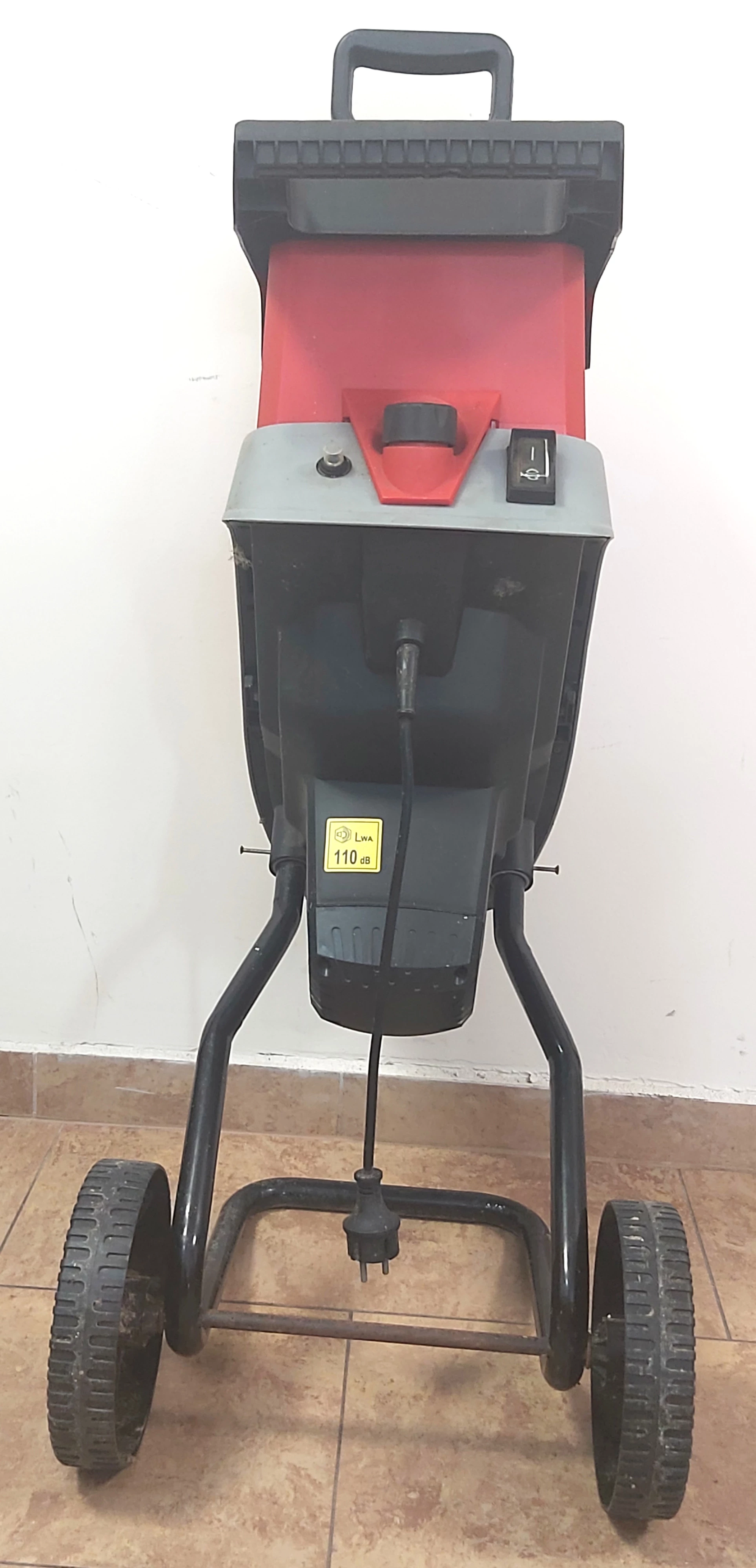 rozdrabniacz-do-kompostu-meec-tools-shreder-721-rynek-5-kety