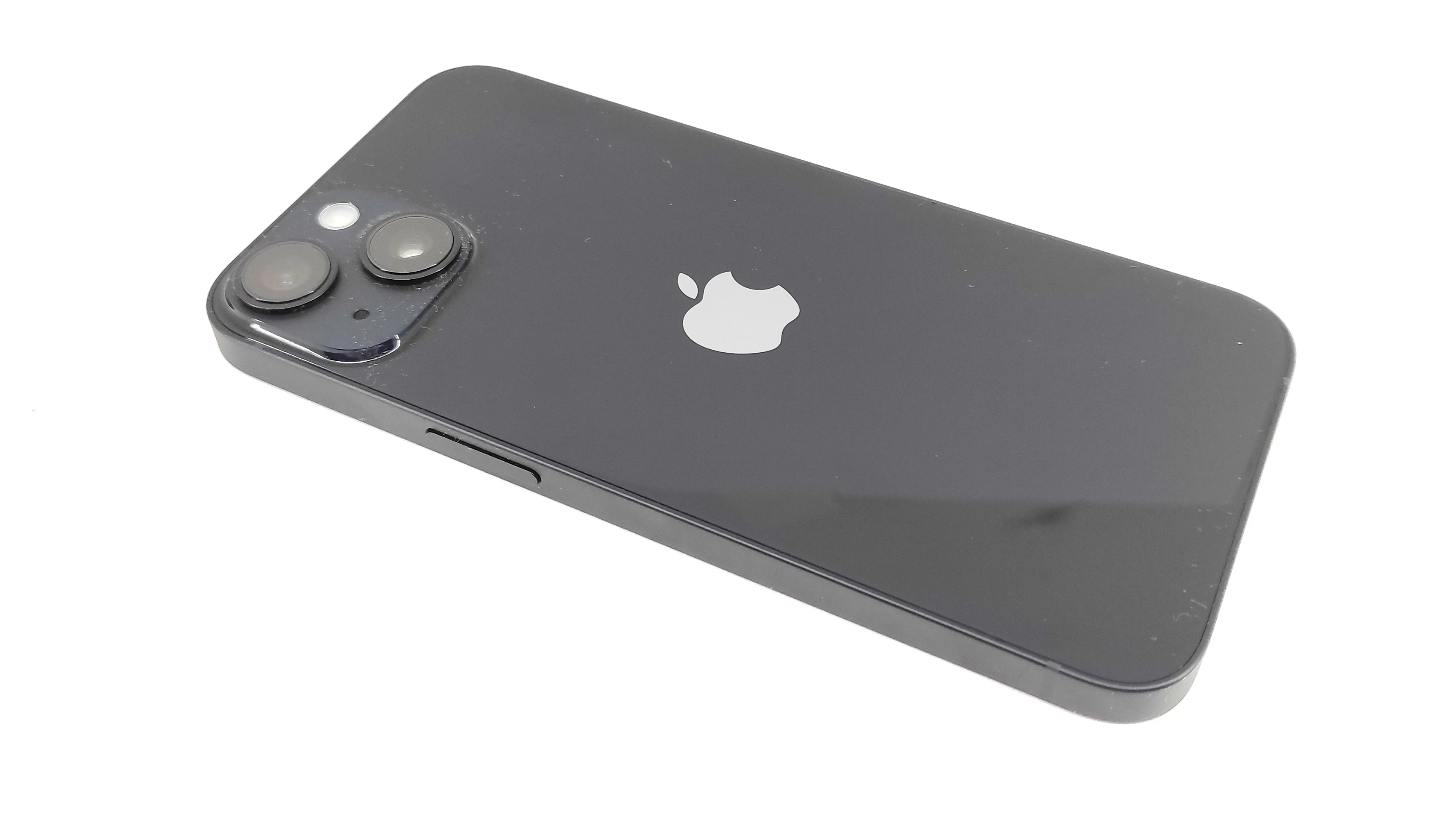 telefon-iphone-14-128gb-czytaj-opis-przekatna-ekranu-610