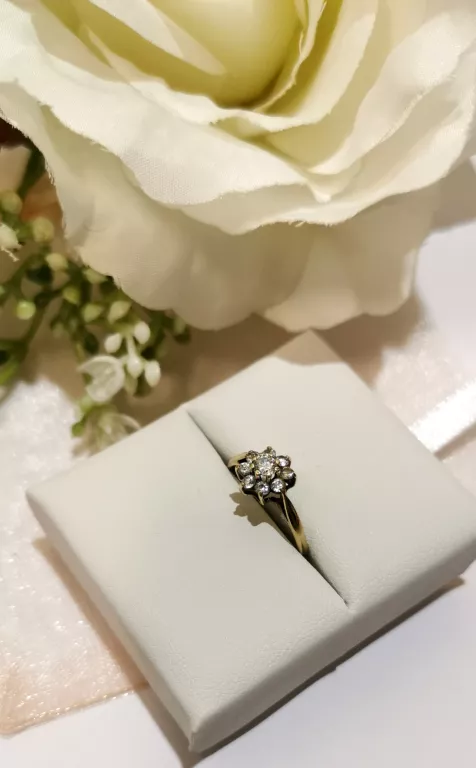 ŁADNY ZŁOTY PIERŚCIONEK PR 375