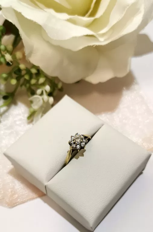 ŁADNY ZŁOTY PIERŚCIONEK PR 375