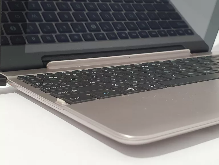 TABLET ASUS TRANSFORMED PAD TF 300TG [USZKODZONY]