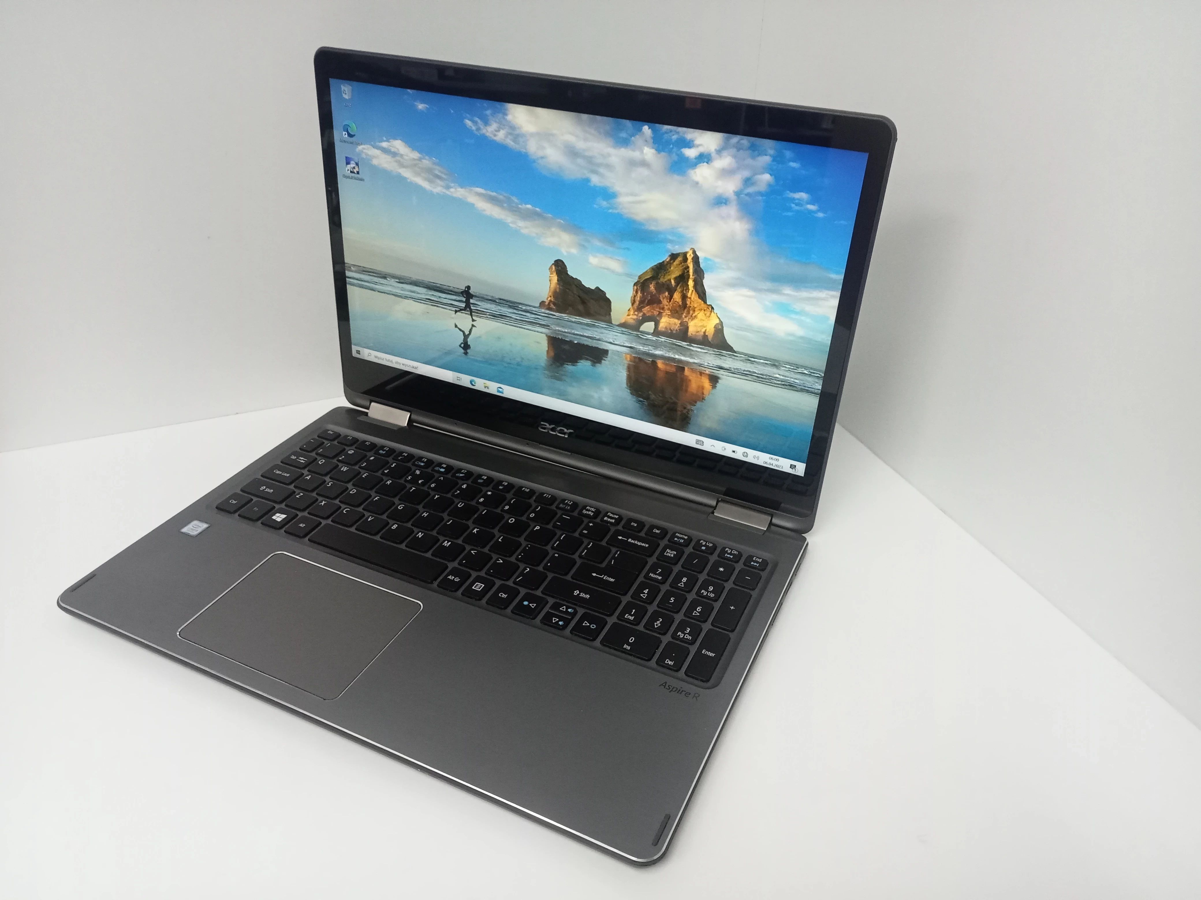 laptop-acer-aspire-r5-571t-57z0-8gb1tbi5w10-rozdzielczosc-px-1920-x-1080