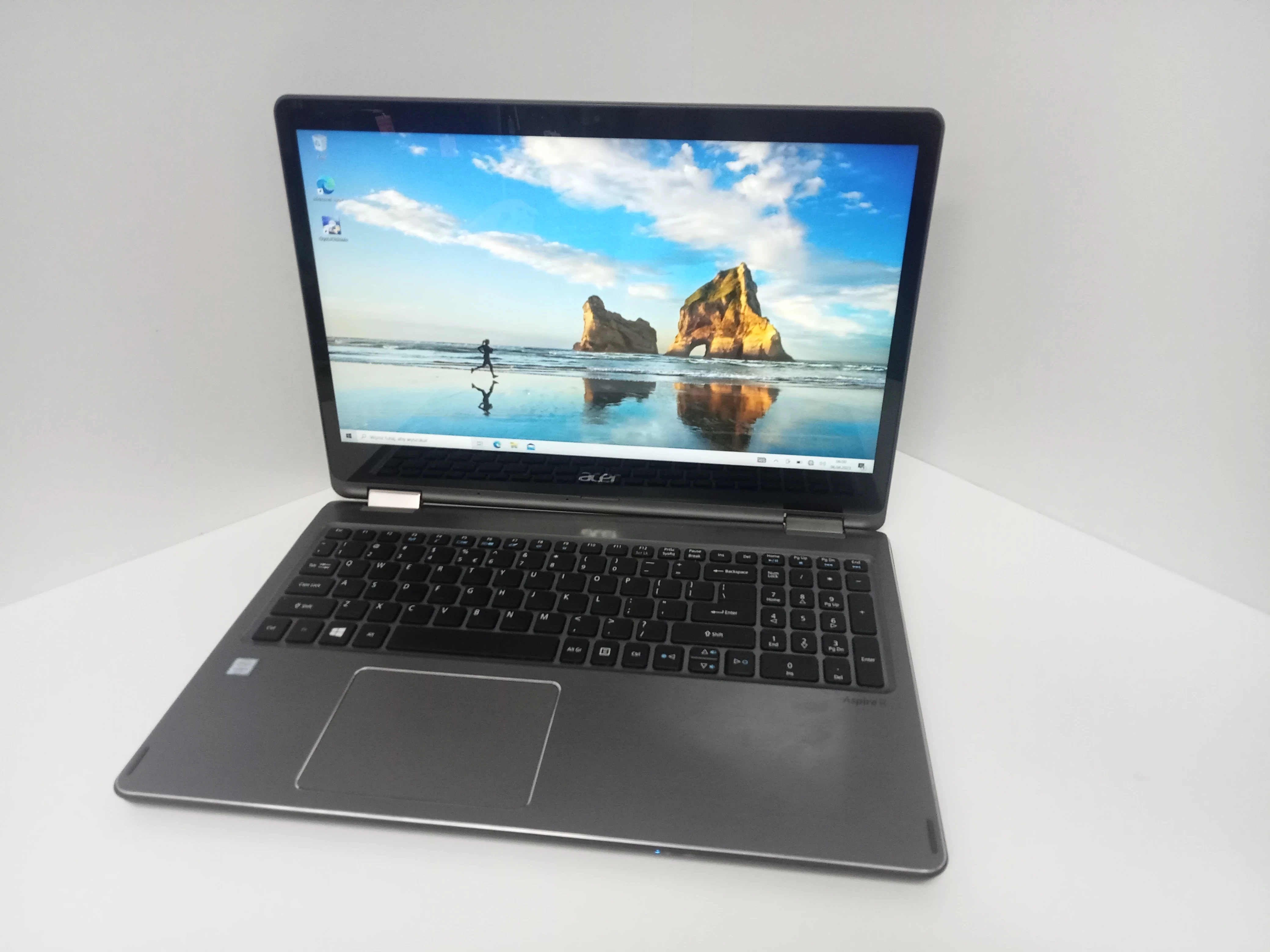 laptop-acer-aspire-r5-571t-57z0-8gb1tbi5w10-seria-procesora-intel-core-i5