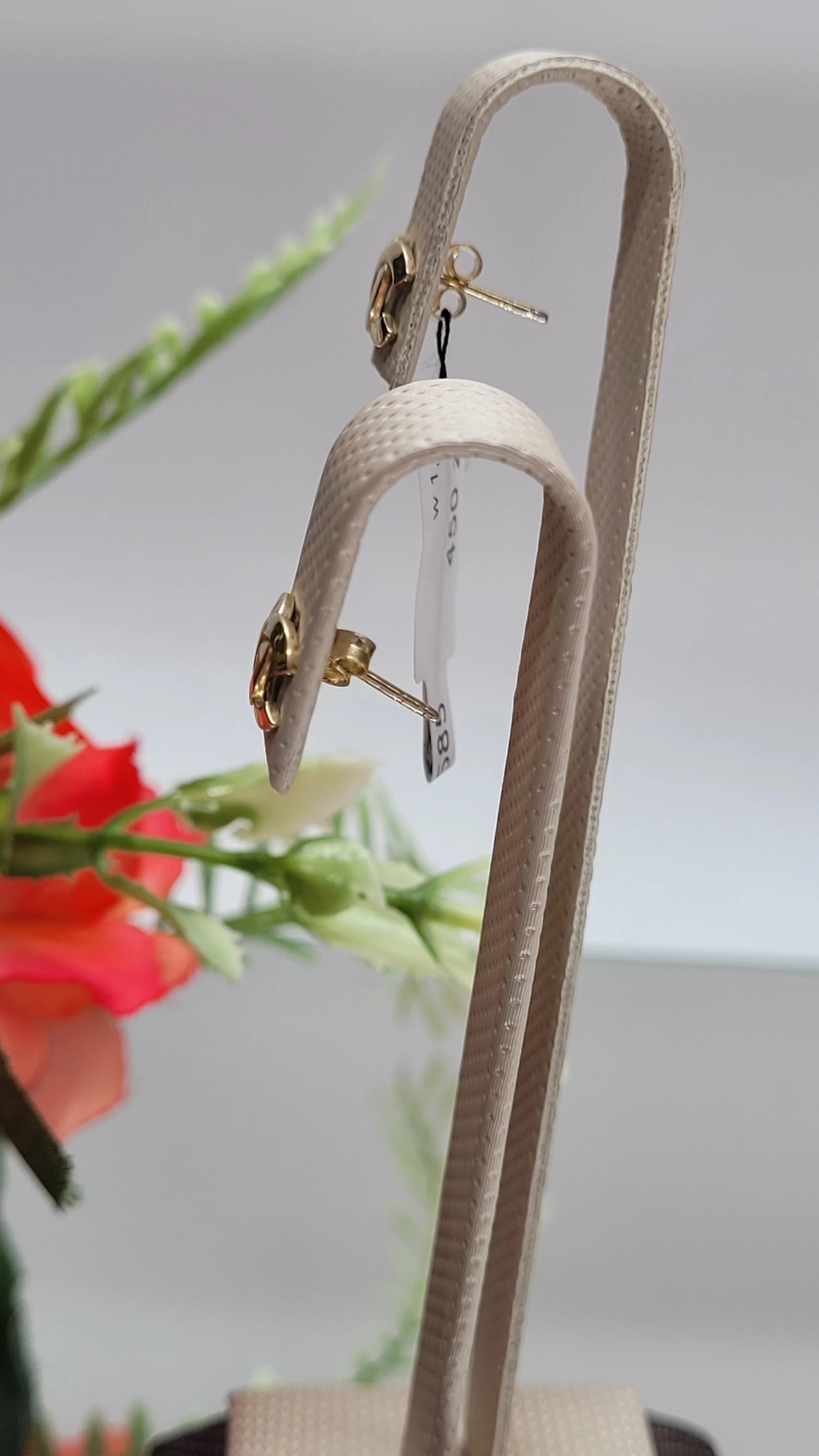 zlote-kolczyki-chanel-585-128g-sztyft-rodzaj-wyrob-jubilerski