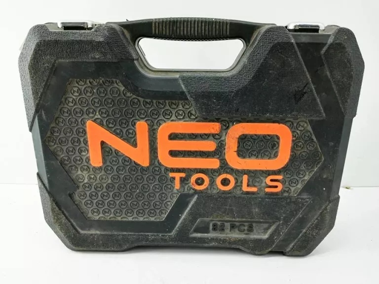 NEO ZESTAW KLUCZE NASADOWE 1/2", 1/4" 82EL ZESTAW