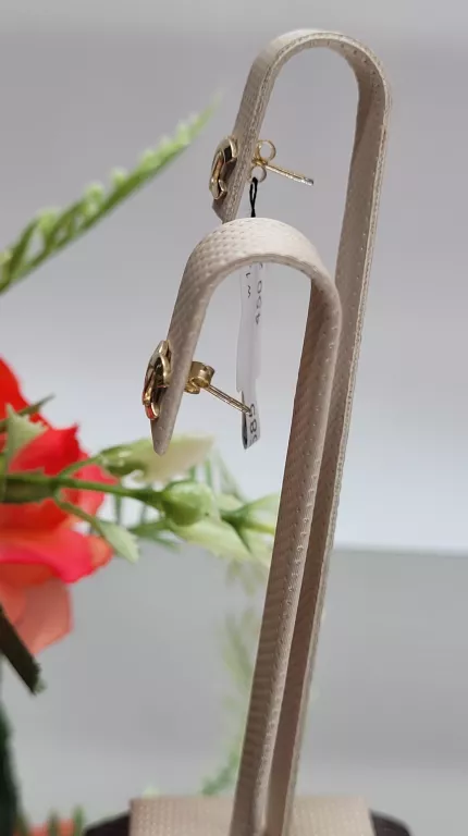 zlote-kolczyki-chanel-585-128g-sztyft-rodzaj-wyrob-jubilerski