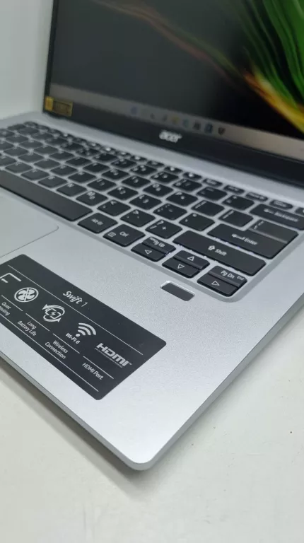 LAPTOP ACER SWIFT 1 STAN IDEALNY