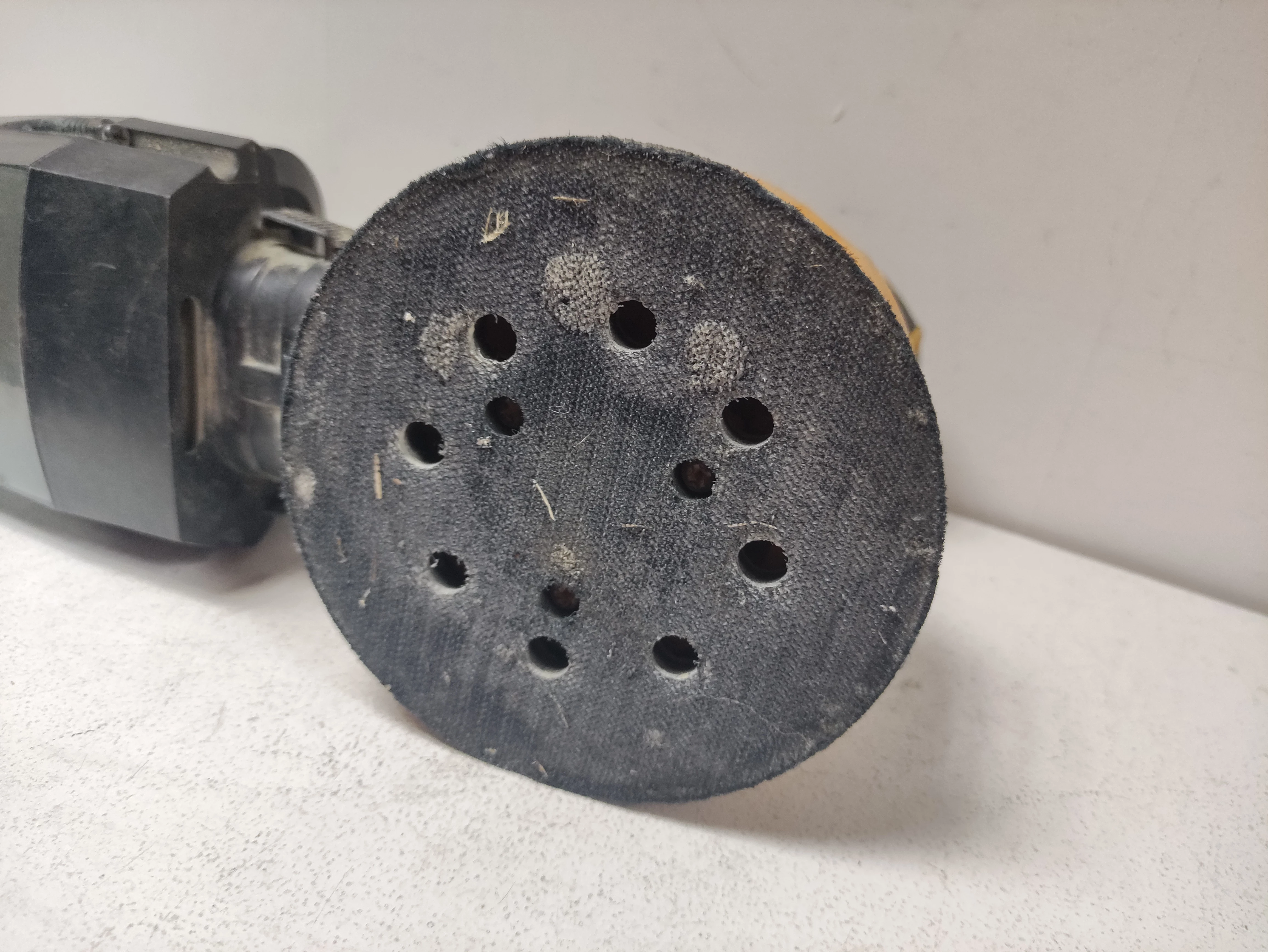 szlifierka-mimosrodowa-jcb-ros330-marka-jcb