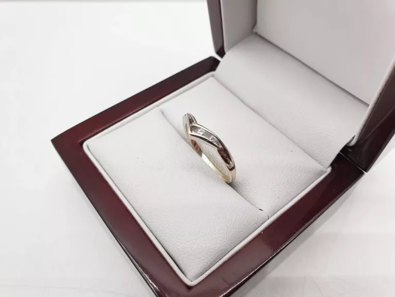 zloty-pierscionek-brylanciki-p585-14ct-183g-r12-material-15835-1
