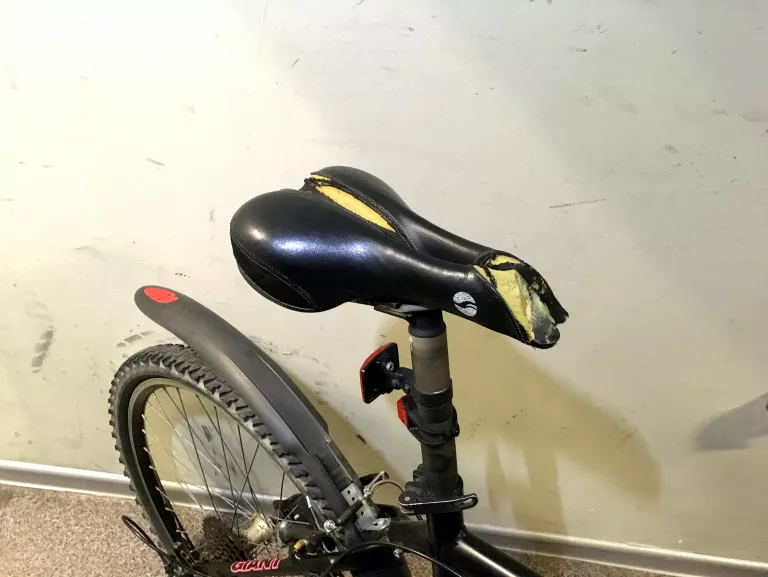ROWER MTB GIANT ESCAPER ALUXX 6000 M/19' KOŁA:26'