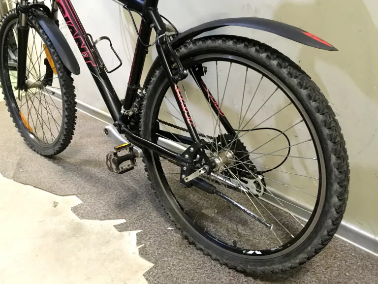 ROWER MTB GIANT ESCAPER ALUXX 6000 M/19' KOŁA:26'