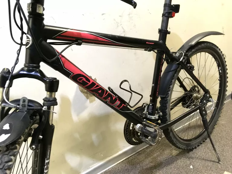 ROWER MTB GIANT ESCAPER ALUXX 6000 M/19' KOŁA:26'