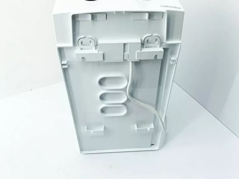 PODGRZEWACZ WODY BOSCH TRONIC TR1500 USZKODZONY