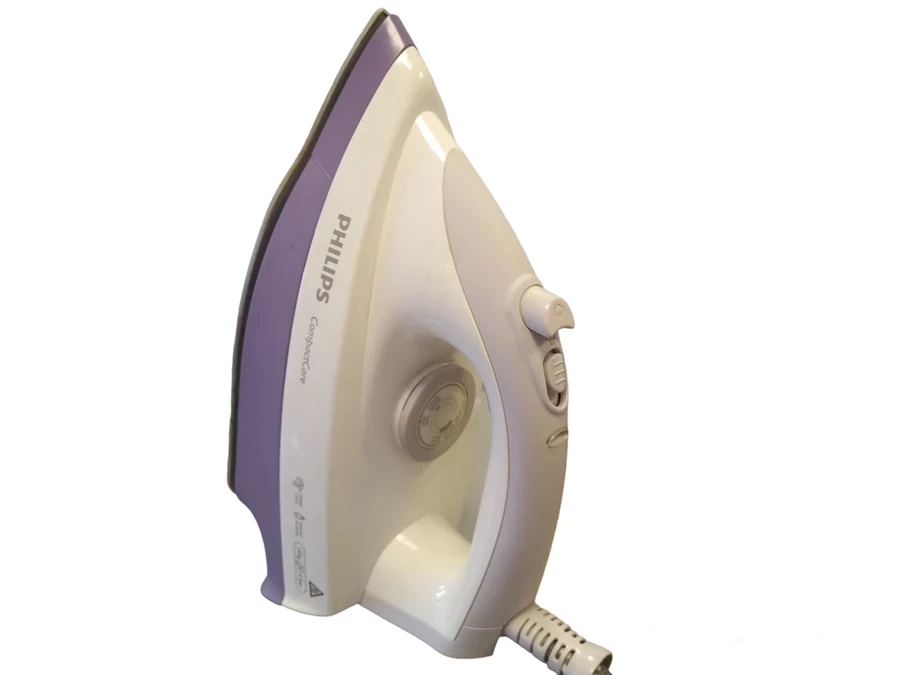 zelazko-philips-compact-care-ze-stacja-pary-kolor-dominujacy-niebieski