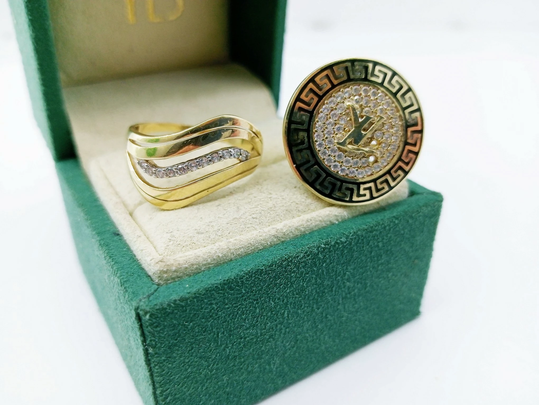 pierscionek-versace-i-damski-cyrkonie-2-szt-p-585-kamien-cyrkonia