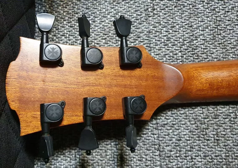 GITARA AKUSTYCZNA LAG T80D