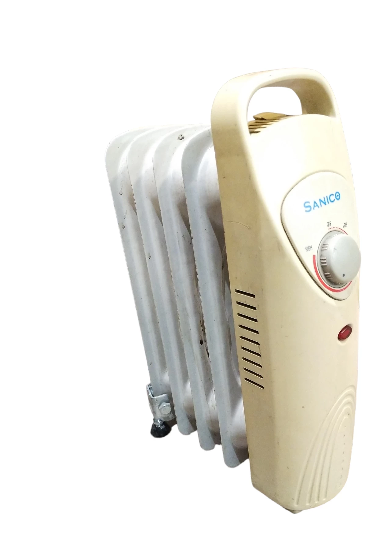 grzejnik-olejowy-sanico-c11-5-600w-moc-grzewcza-1500