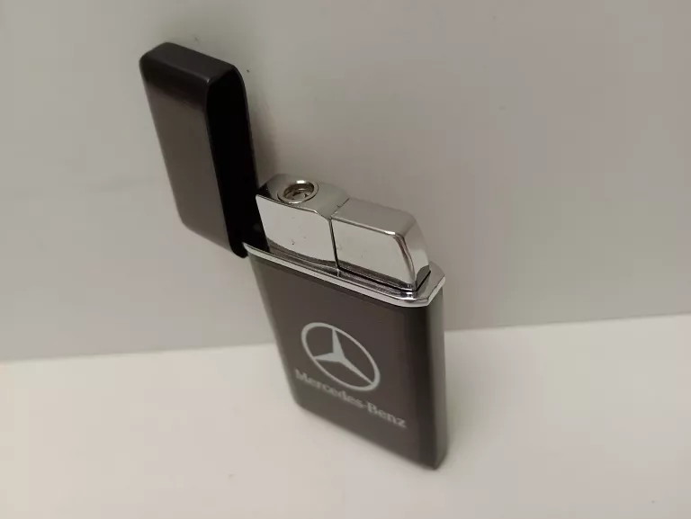 zapalniczka-czarna-mat-cienka-mercedes-ean-gtin-6087761313338