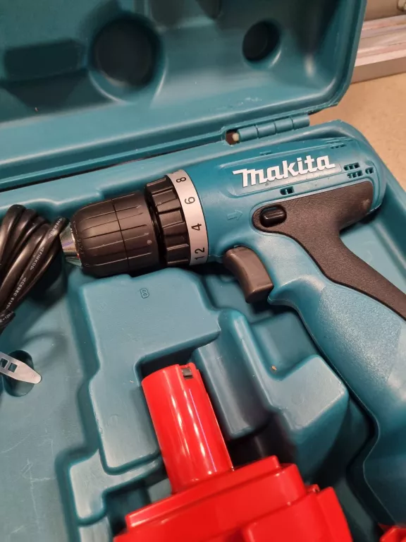 WKRETARKA MAKITA 6270D IGŁA !!!
