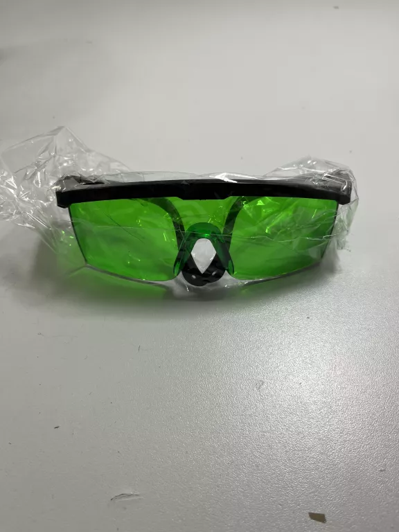 NIWELATOR LASEROWY 3D ZIELONY KA883G