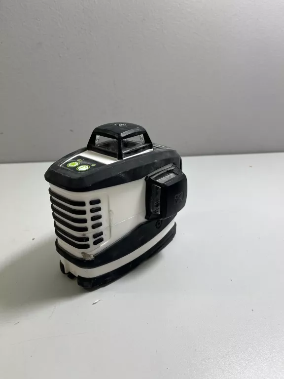 NIWELATOR LASEROWY 3D ZIELONY KA883G