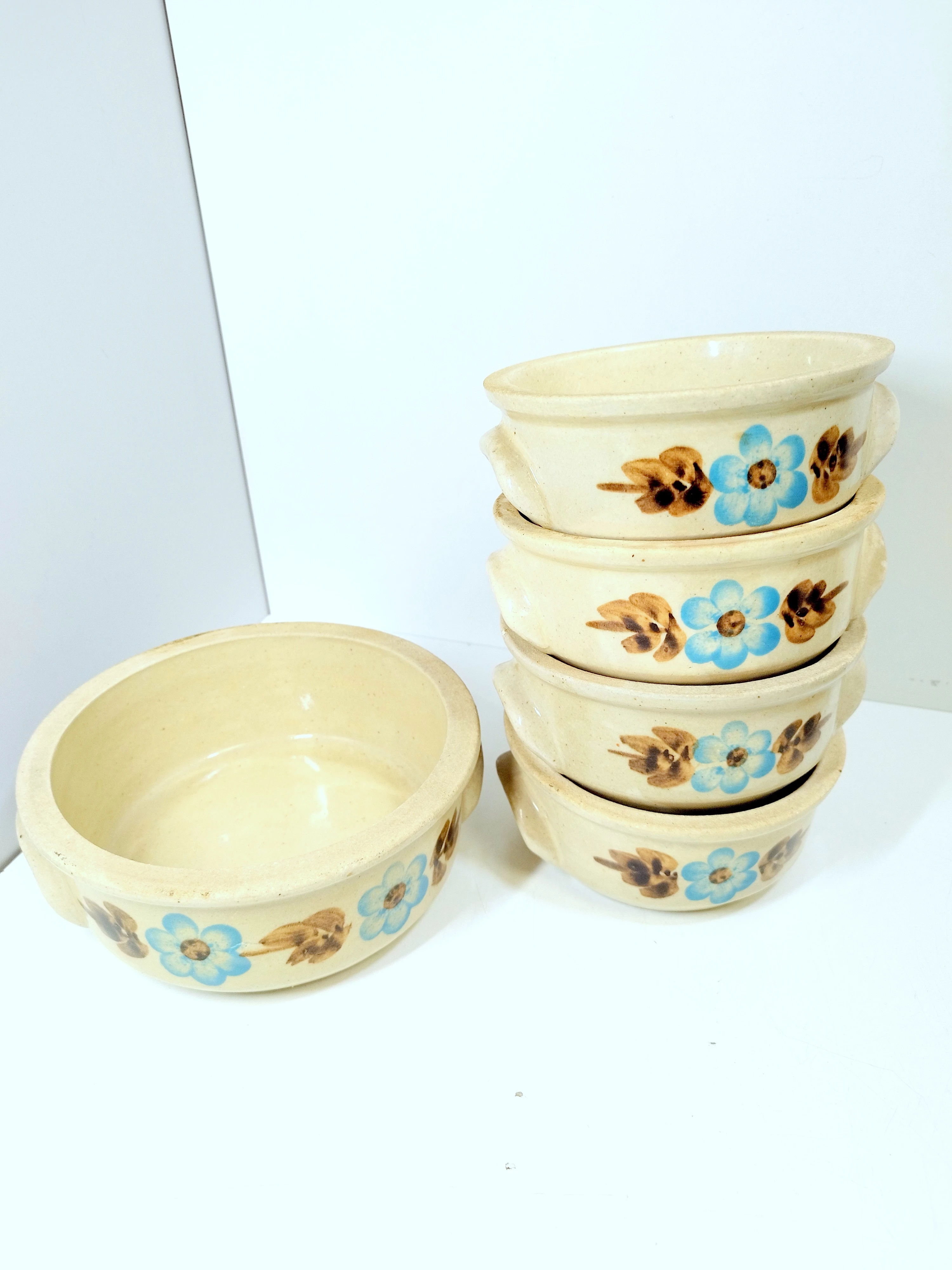 zestaw-obiadowy-bochnia-5-misek-stan-nie-wymaga-renowacji