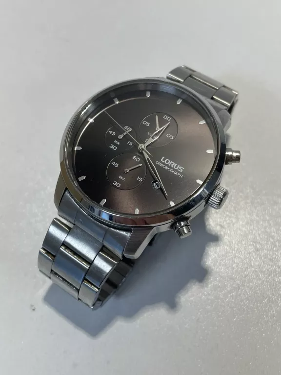 zegarek-meski-lorus-vd57-x123-ladny-stan-typ-nareczny