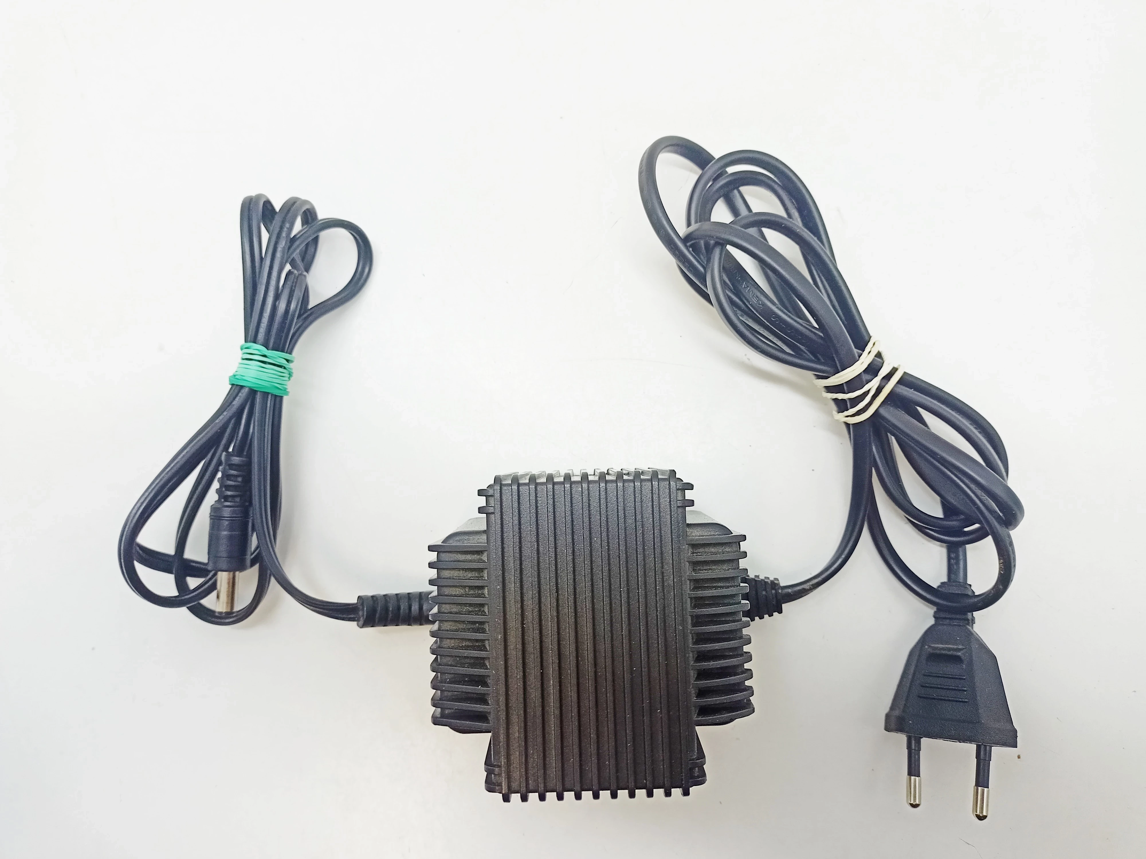 glosniki-creative-inspire-t6100-model-inspire-t6100