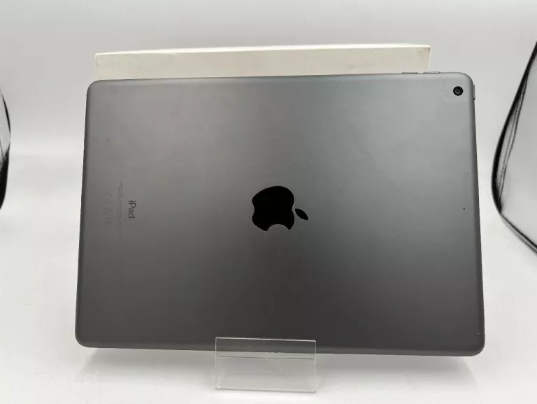 TABLET IPAD 7TH GEN 32 GB ŁADNY !