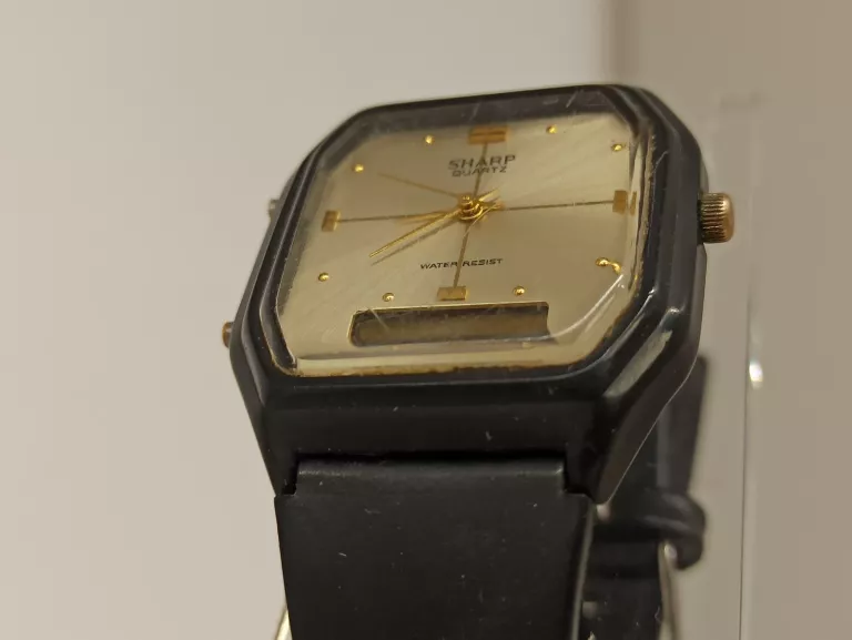 zegarek-sharp-quartz-277198-zloto-czarny-model-quartz-277198