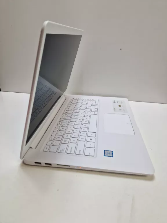 LAPTOP ASUS VIVOBOOK R520U WIN10 I3  8/256GB SSD