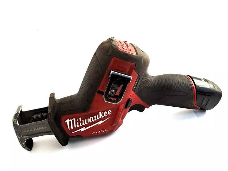 PIŁA SZABLASTA MILWAUKEE M12 CHZ/AKU/ŁADOWARKA