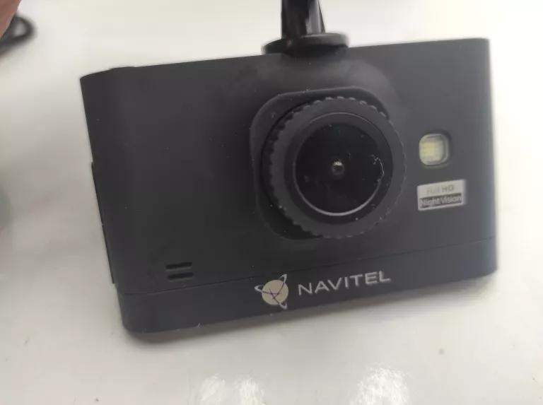 wideorejestrator-navitel-r400-nv-komplet-jakosc-zapisu-full-hd-1920-x-1080