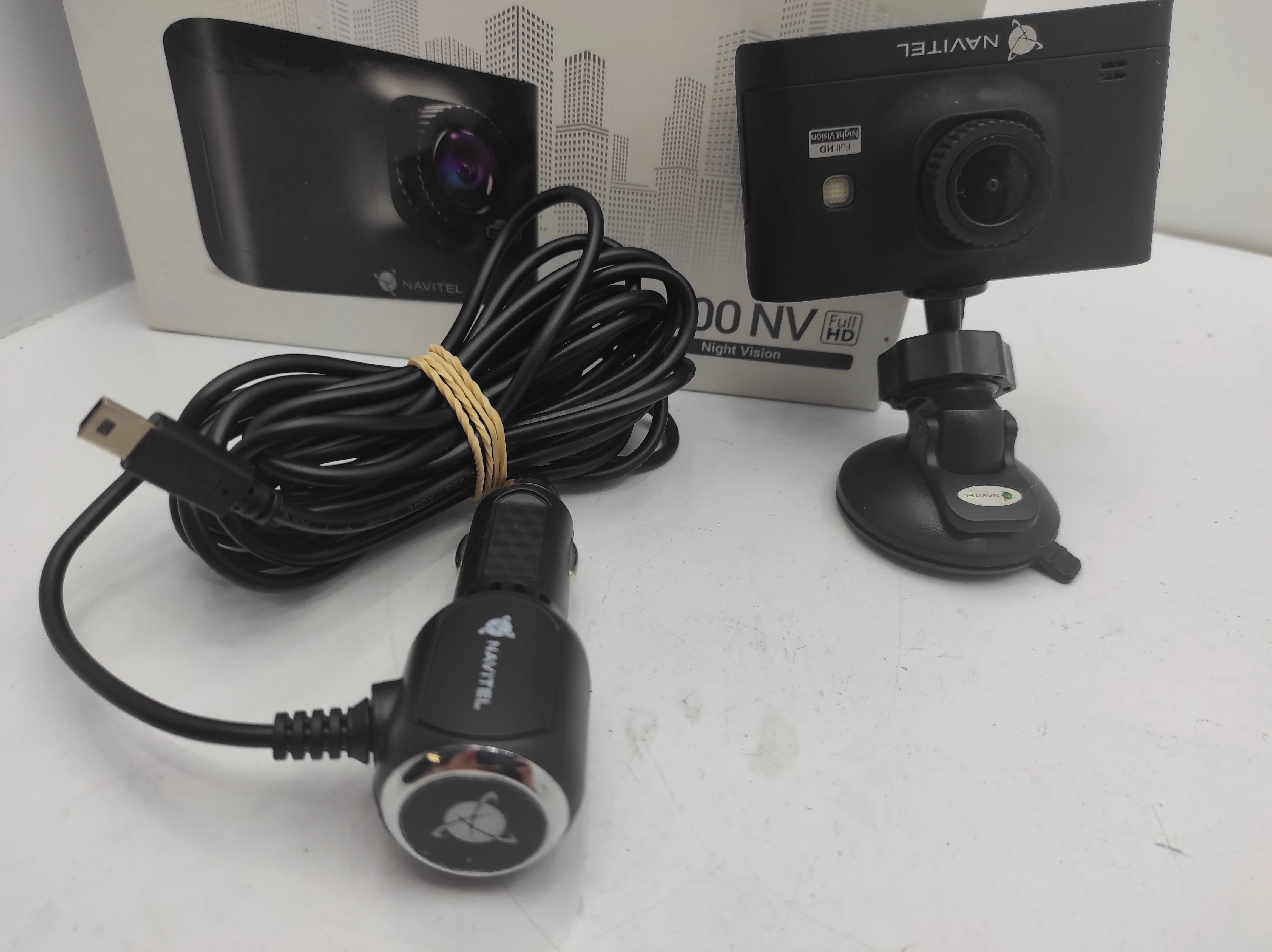 wideorejestrator-navitel-r400-nv-komplet-stan-uzywany